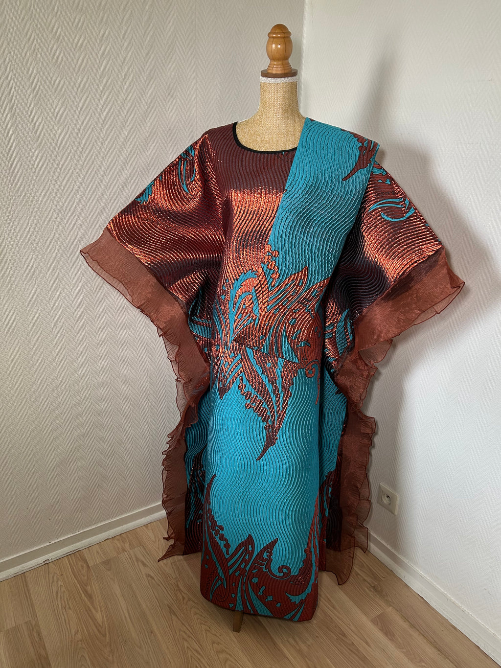 Robe Nya