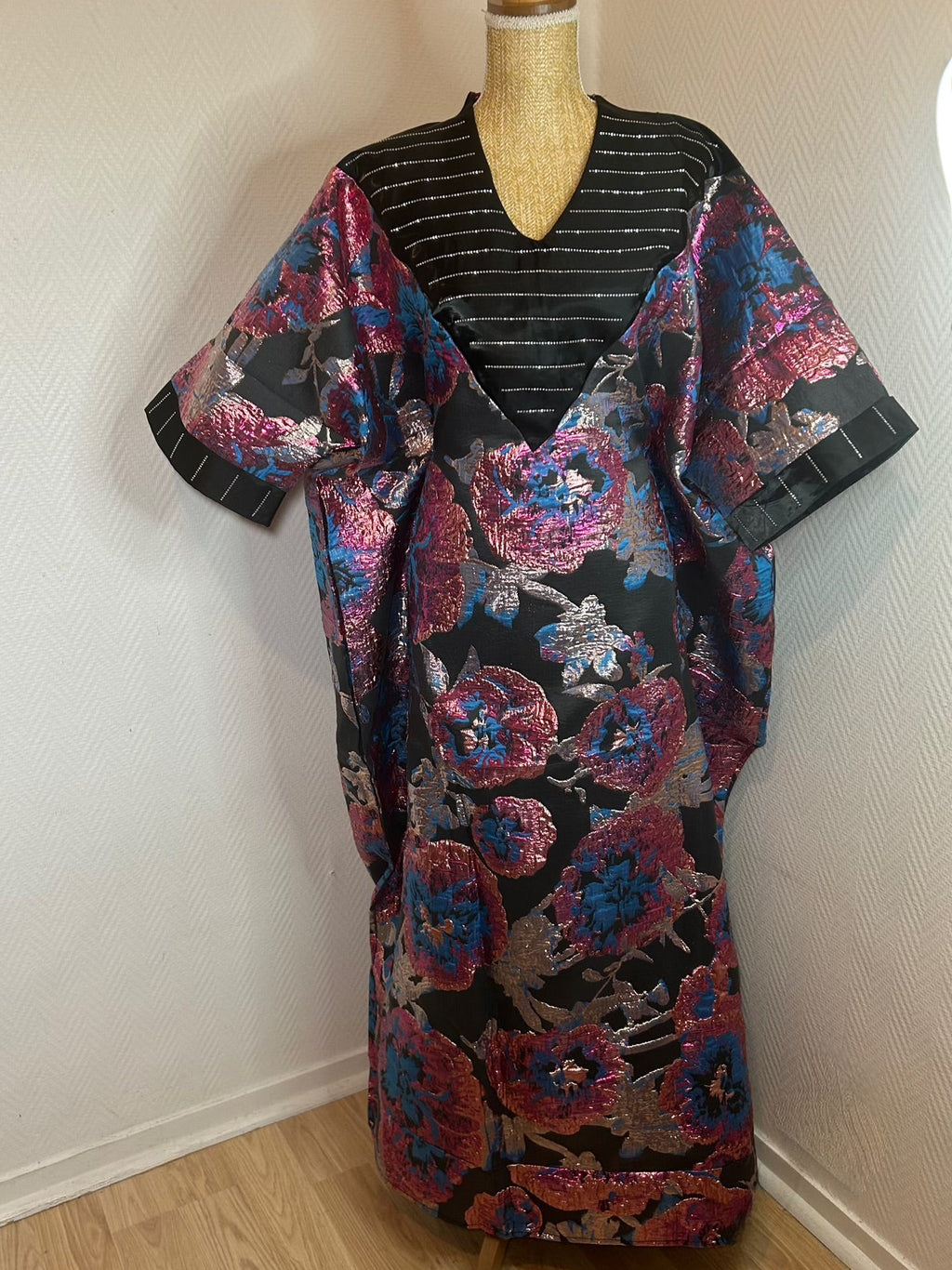 Robe Xolani