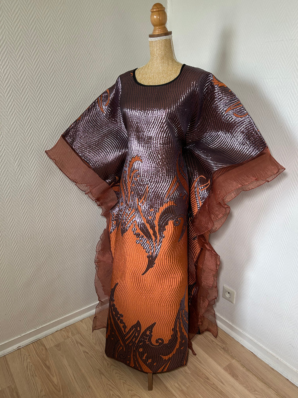 Robe Milana