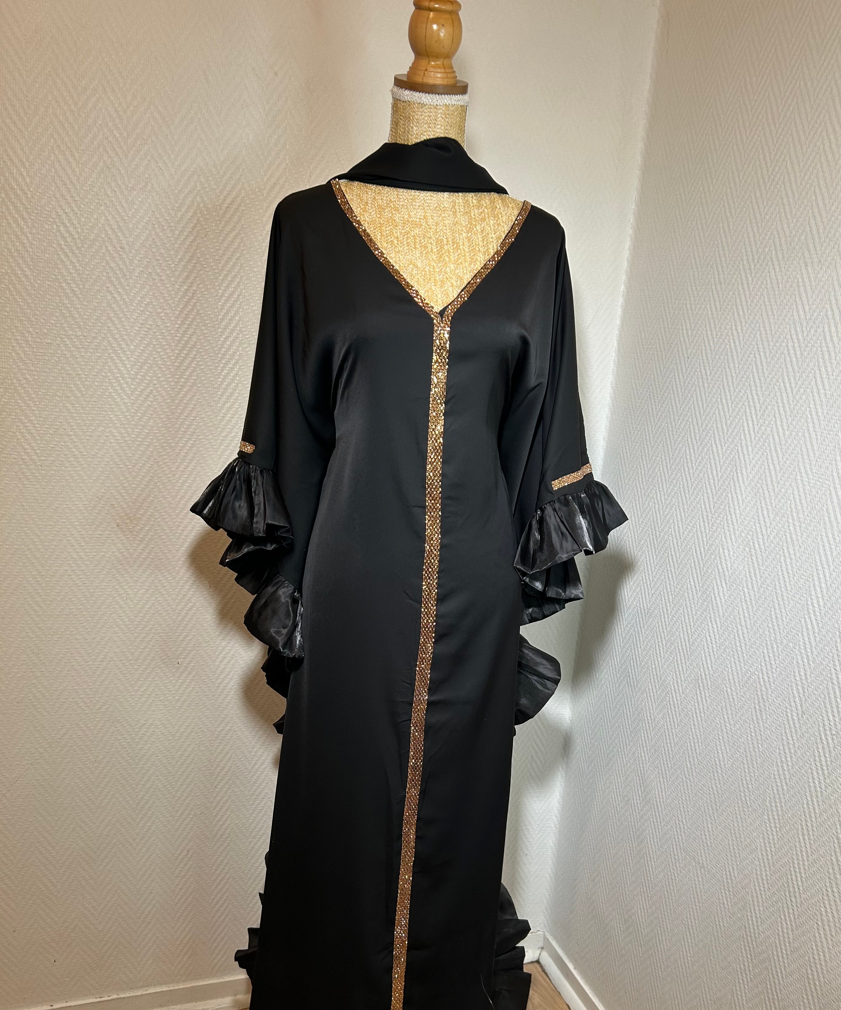 Abaya Aida