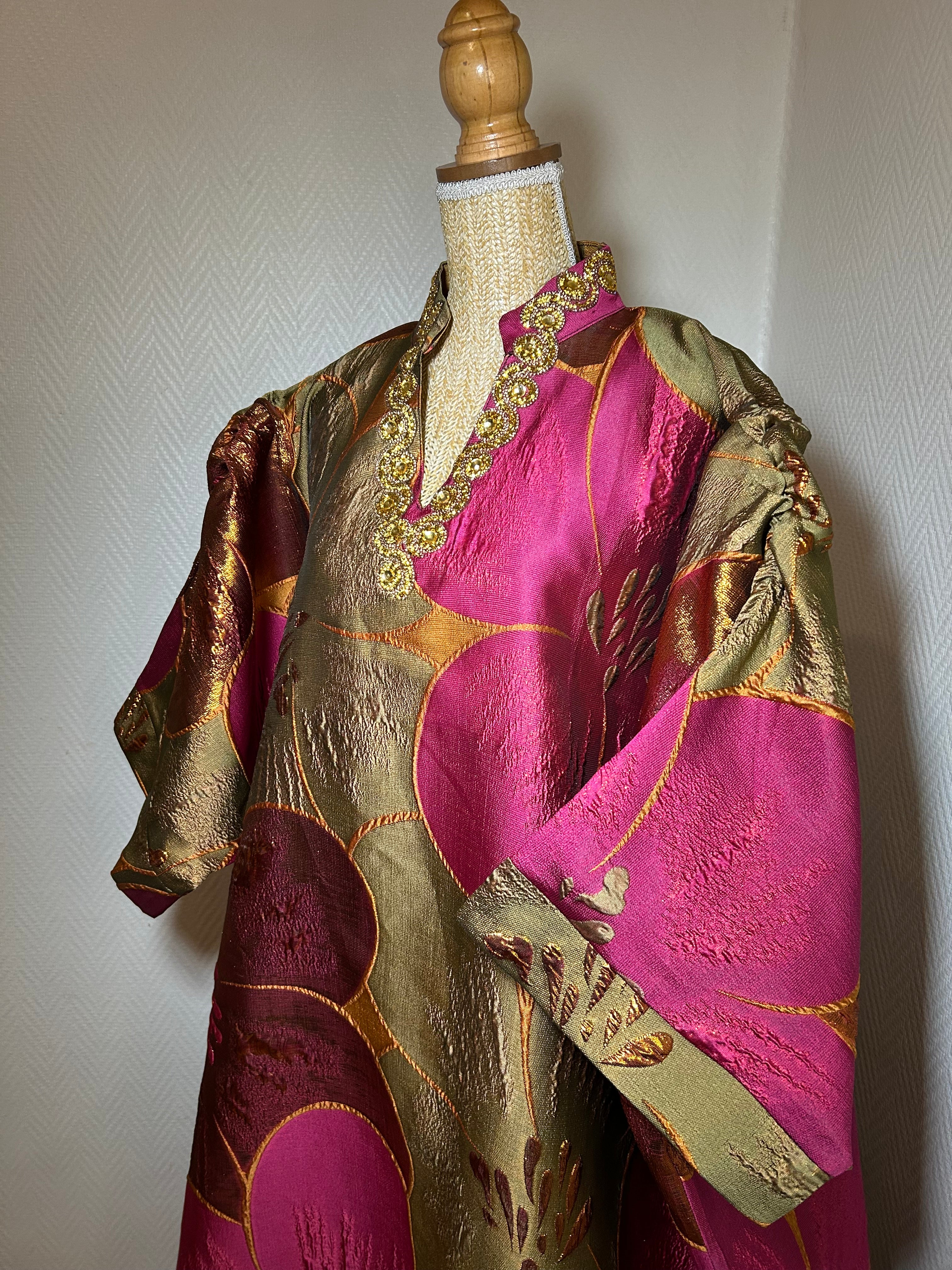 Robe Shana