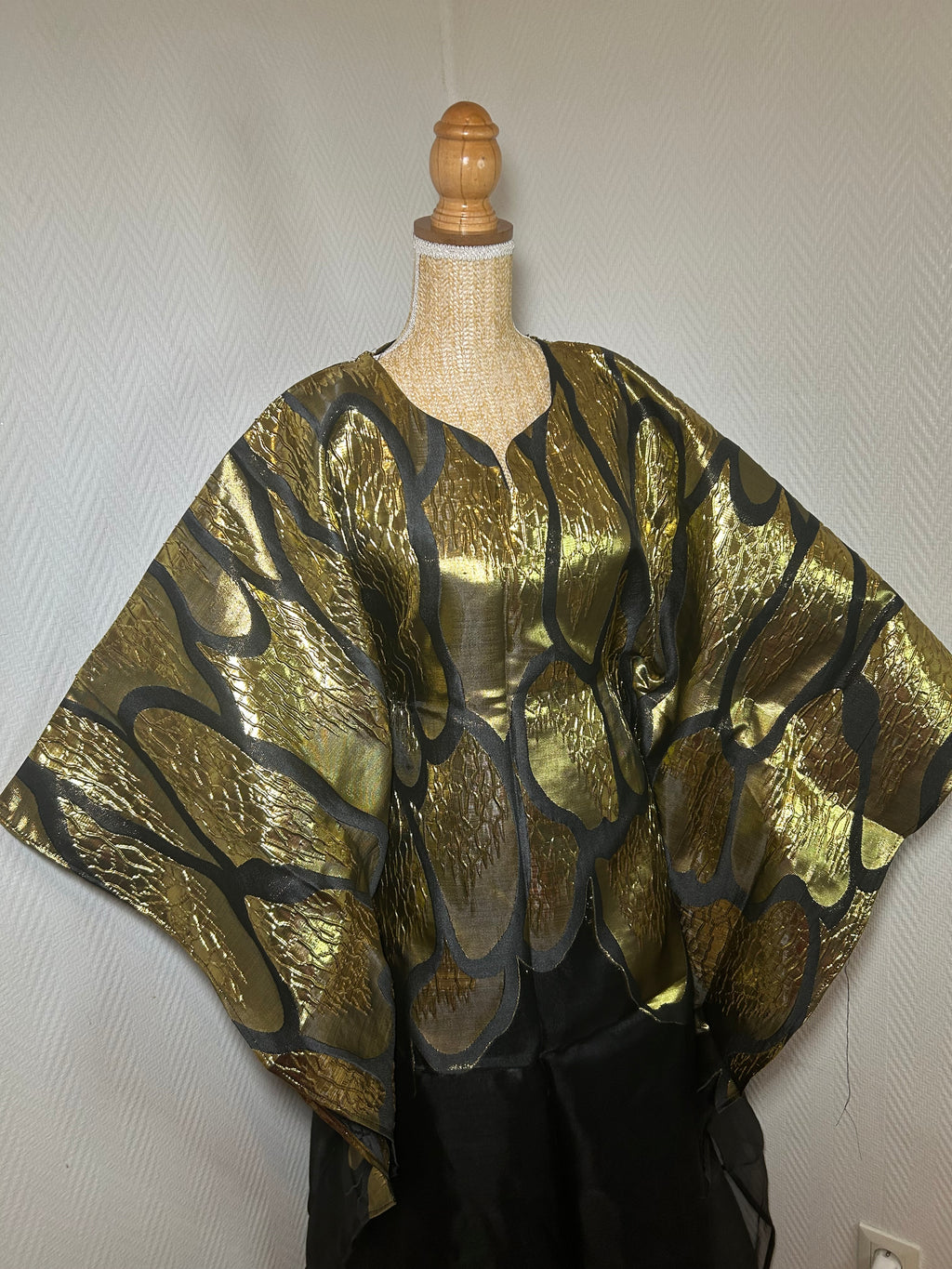 Robe Lola