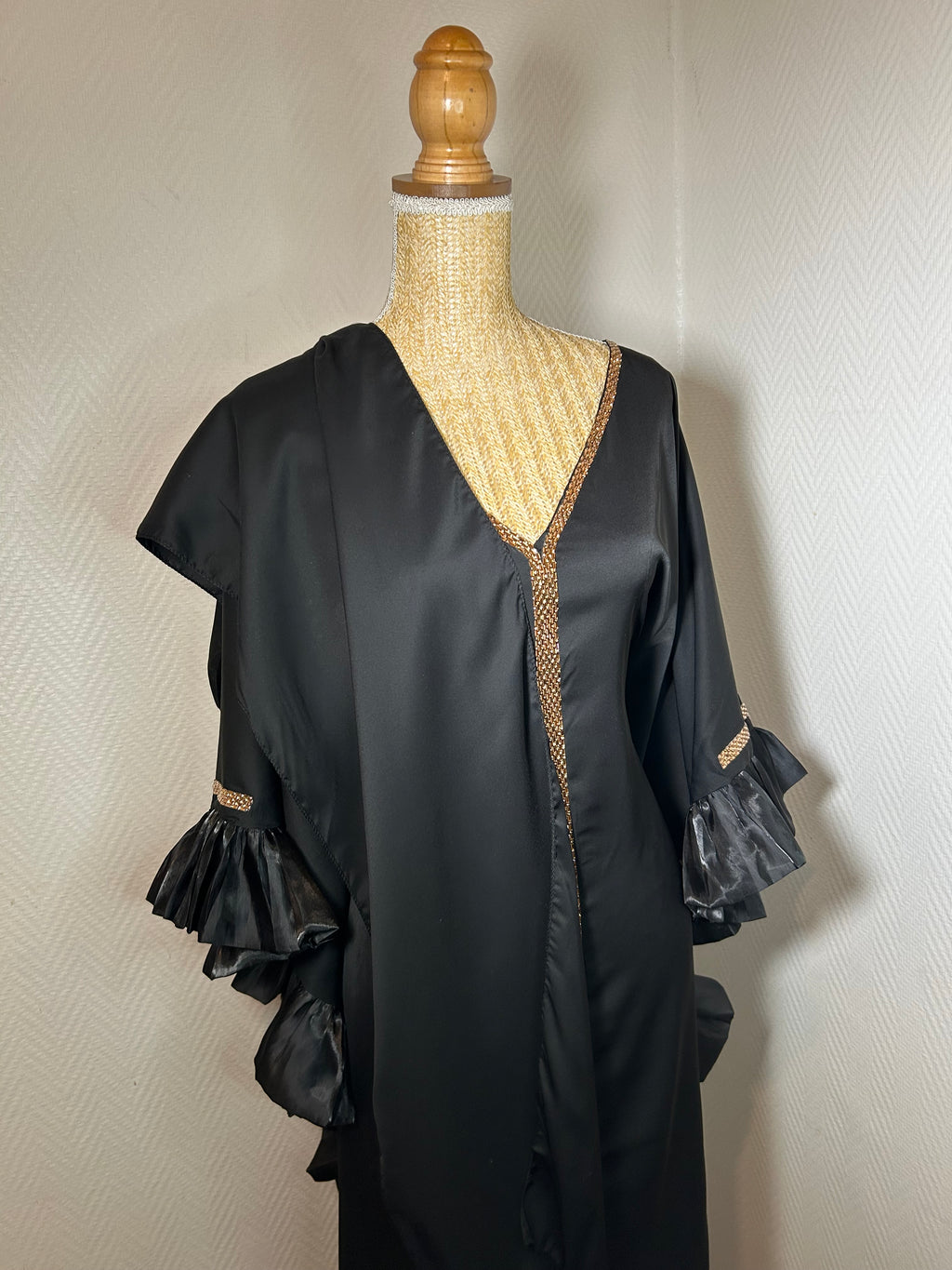 Abaya Aida