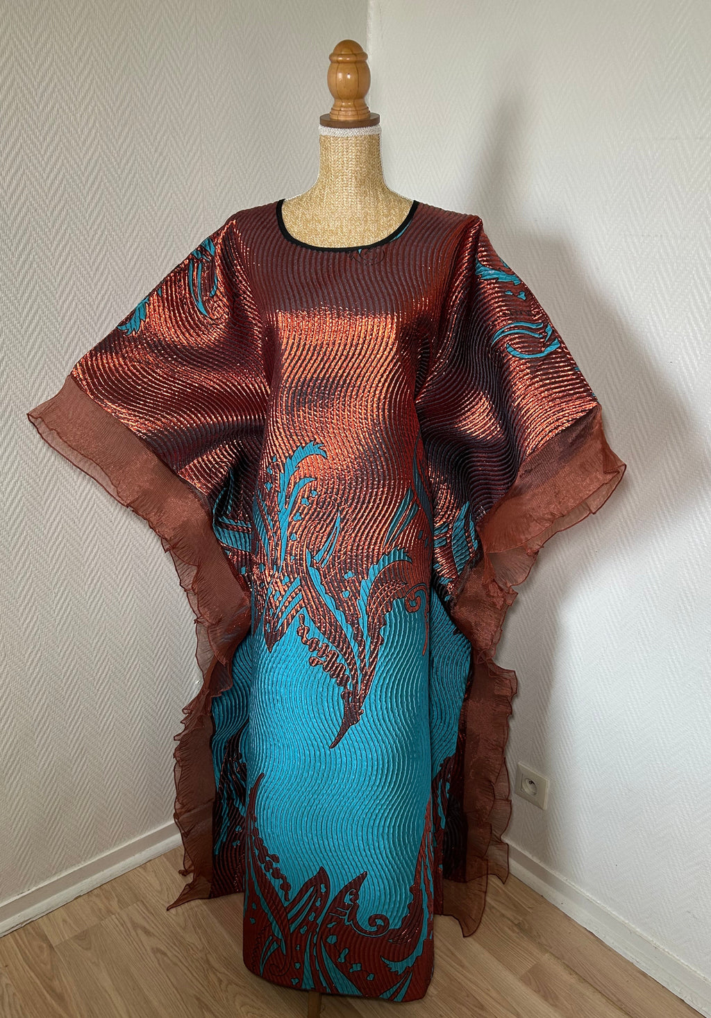 Robe Nya