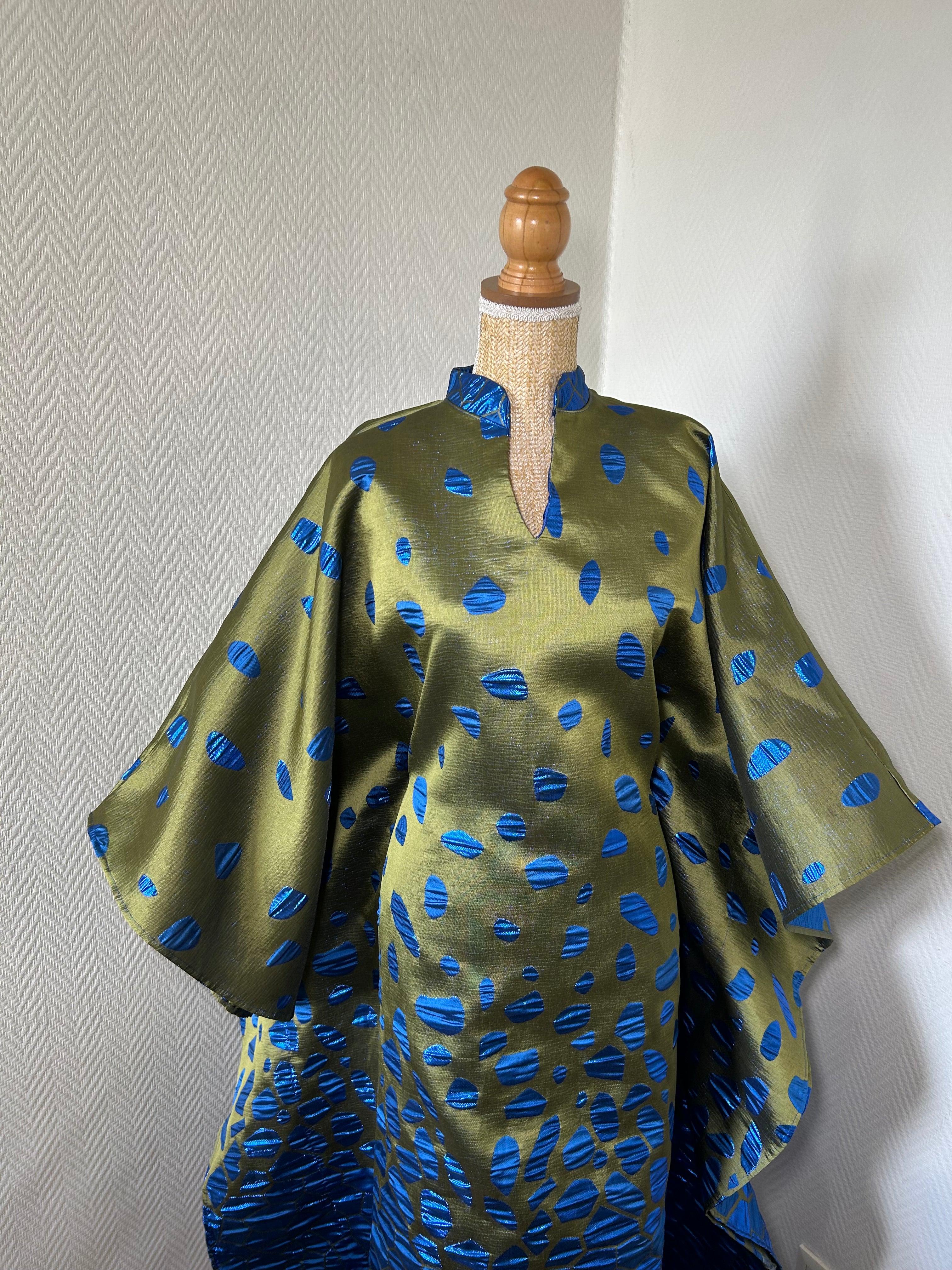 Robe Talia