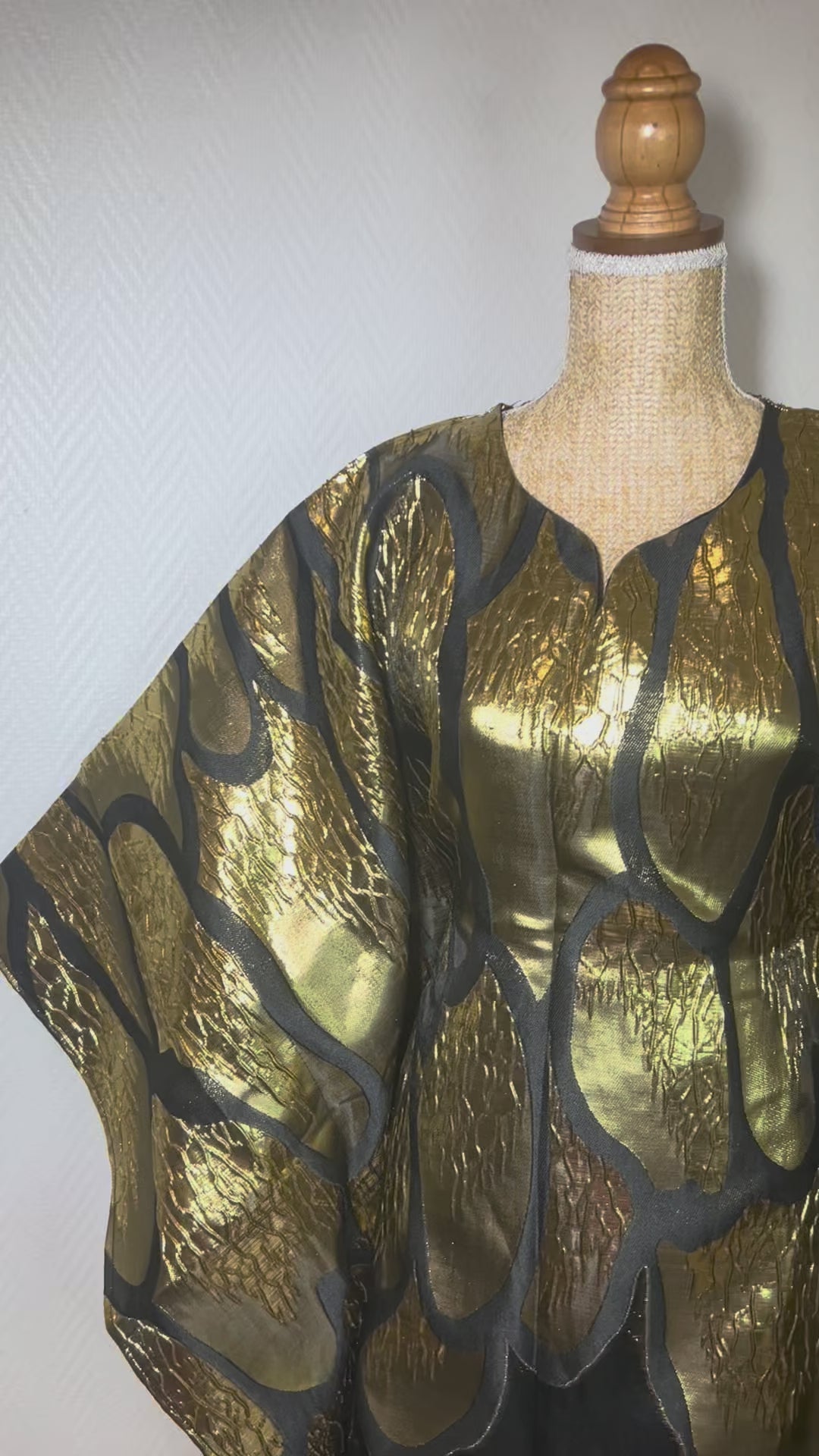 Robe Lola